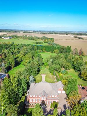 Photo 30- click for photo gallery